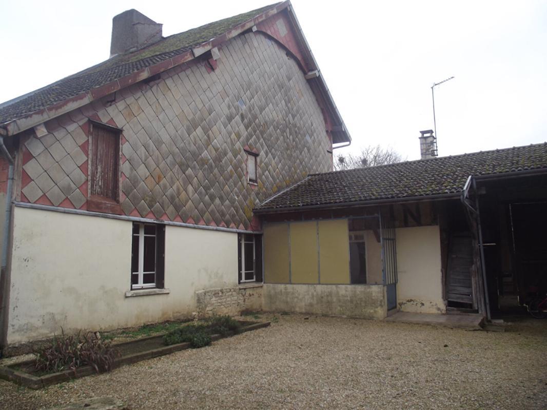 Maison à vendre, 98m², Hampigny