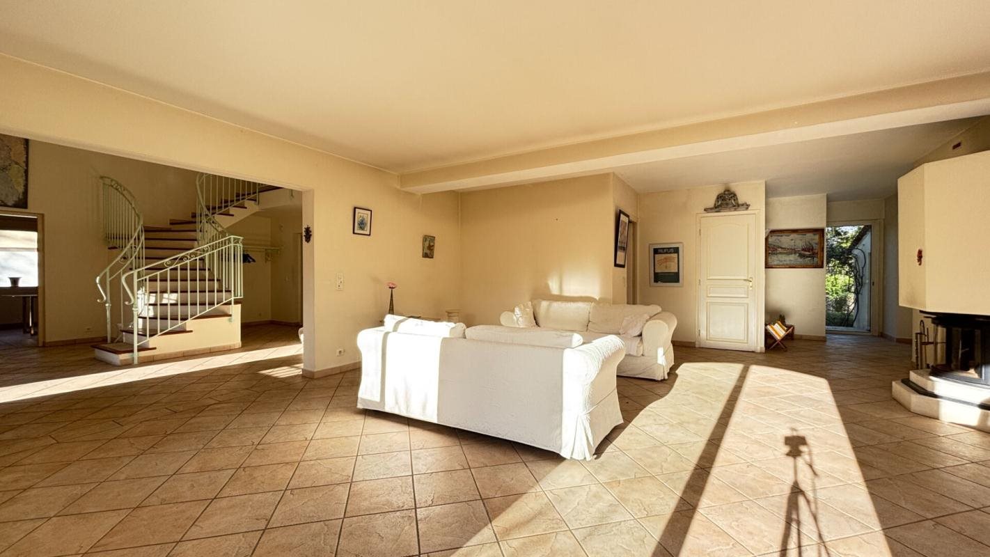 Maison à vendre, 324m², Saint-Paul-en-Forêt
