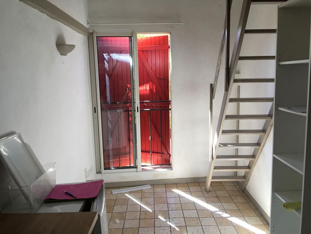 Maison à vendre, 18m², Estézargues