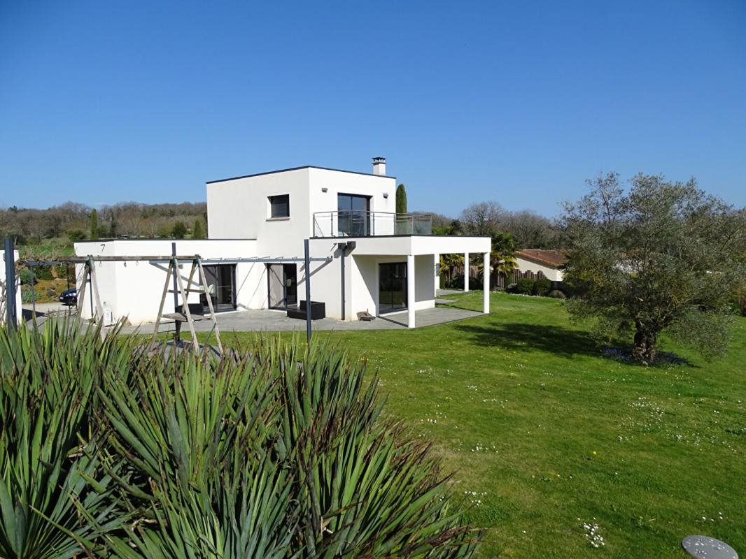 Maison à vendre, 147m², Sainte-Nathalène