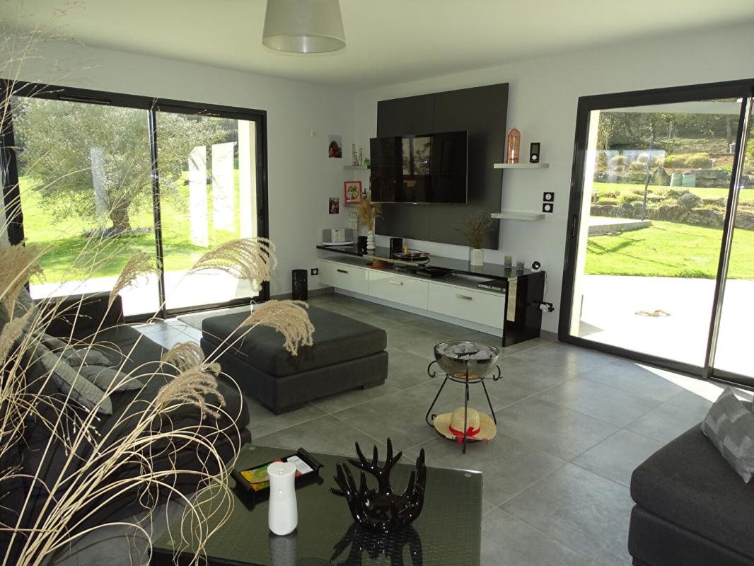 Maison à vendre, 147m², Sainte-Nathalène
