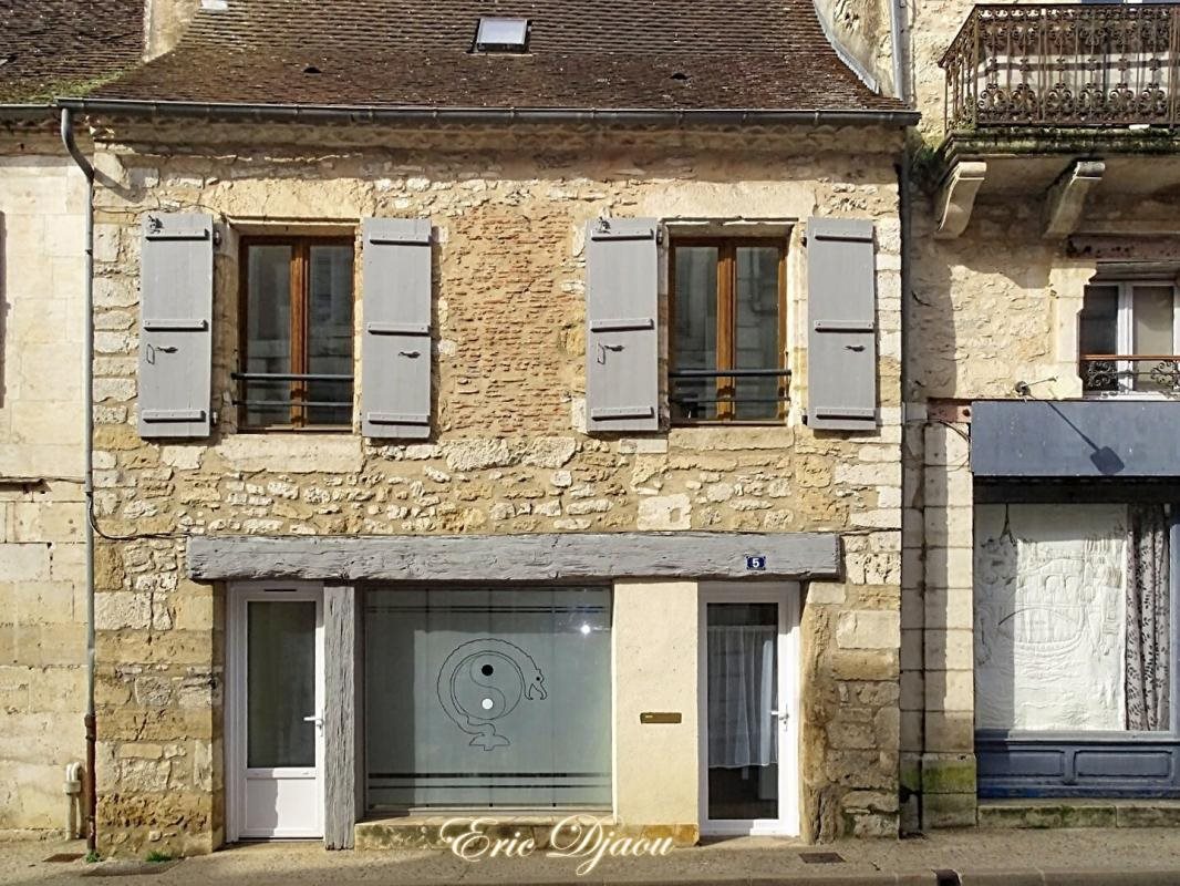 Maison à vendre, 79m², Thenon