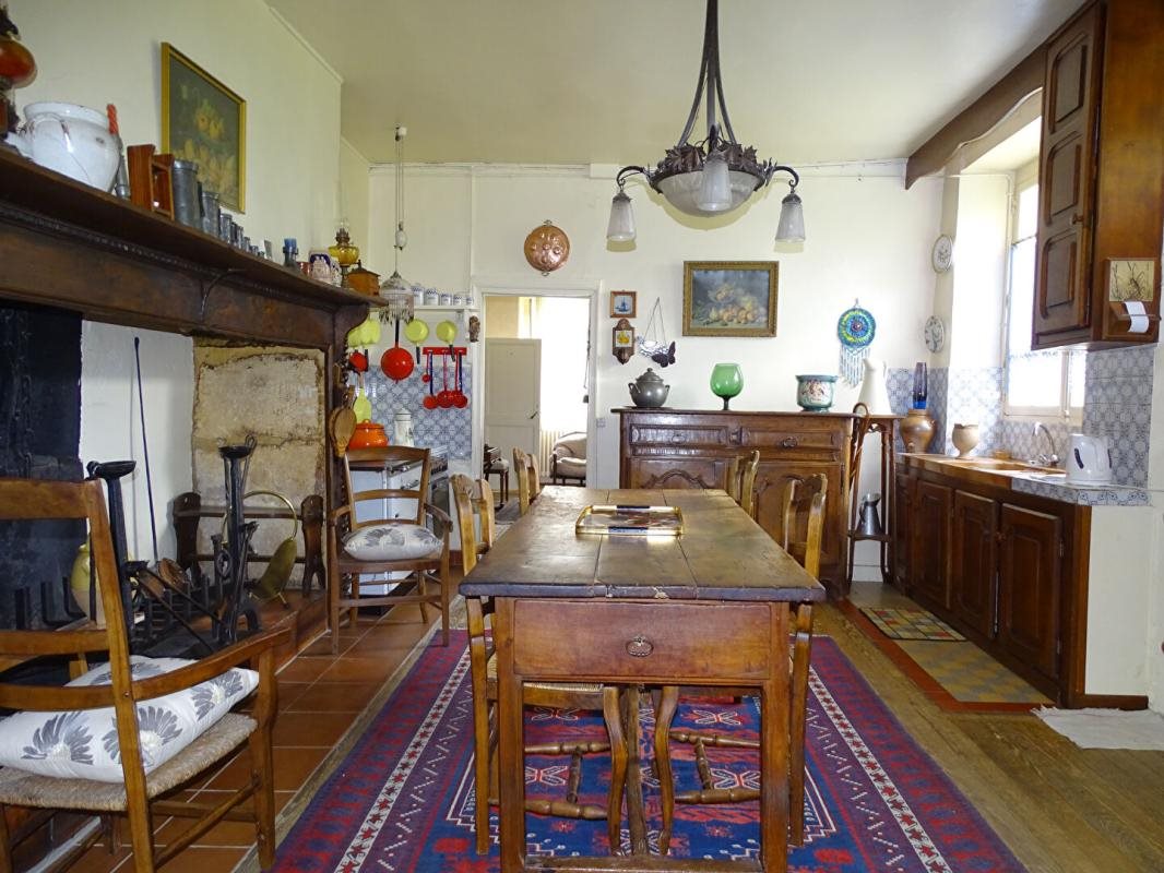 Maison à vendre, 176m², Montignac-Lascaux