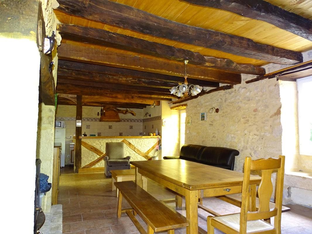 Maison à vendre, 210m², Saint-Léon-sur-Vézère