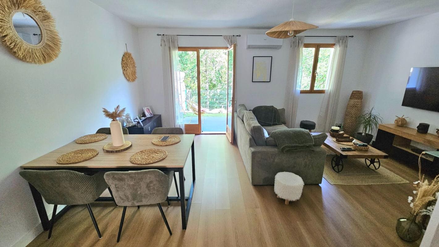 Maison à vendre, 77m², Bargemon