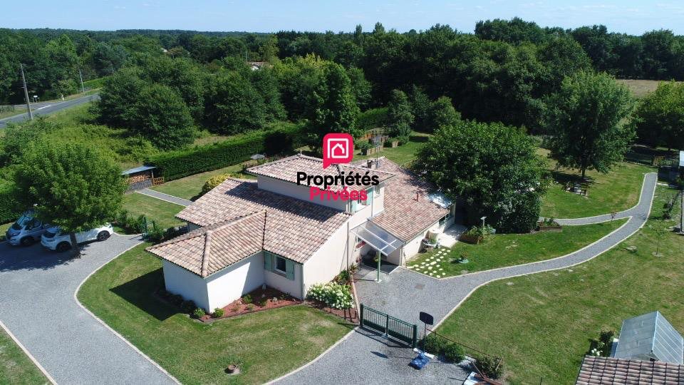 Maison à vendre, 172m², Bazas