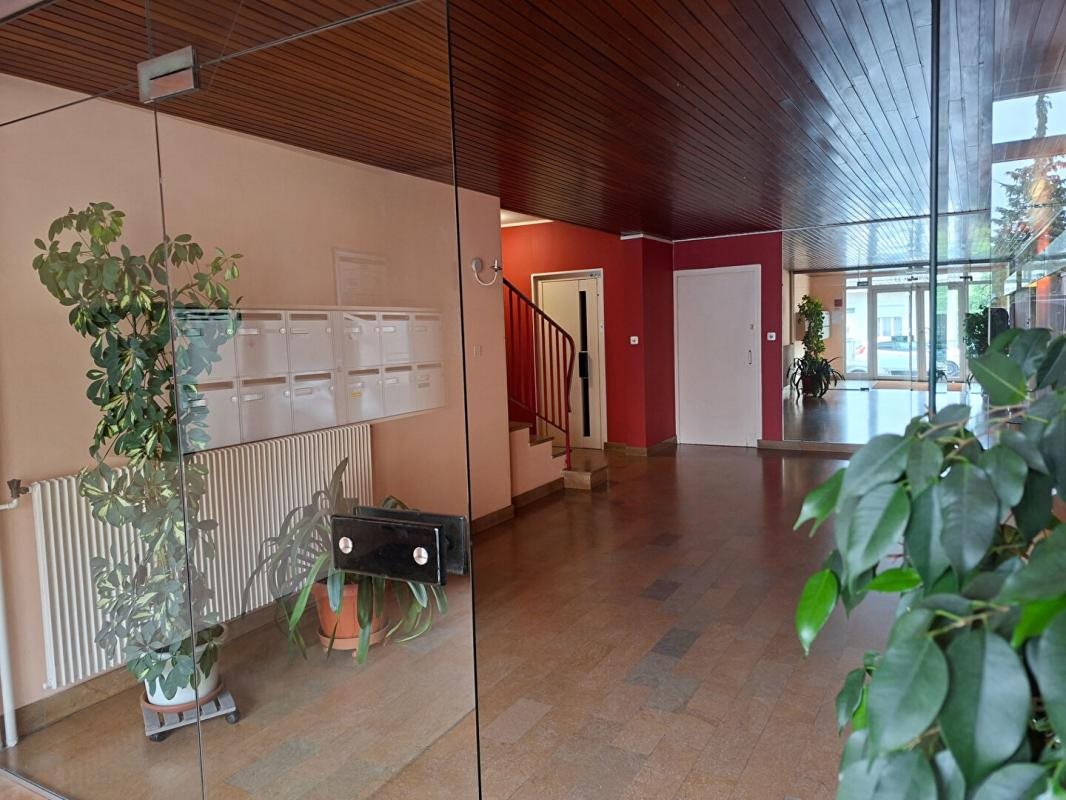 Appartement à vendre, 108m², Montceau-les-Mines
