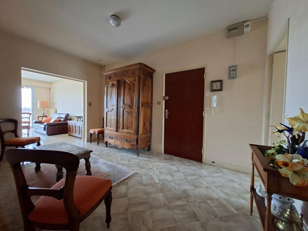 Appartement à vendre, 108m², Montceau-les-Mines