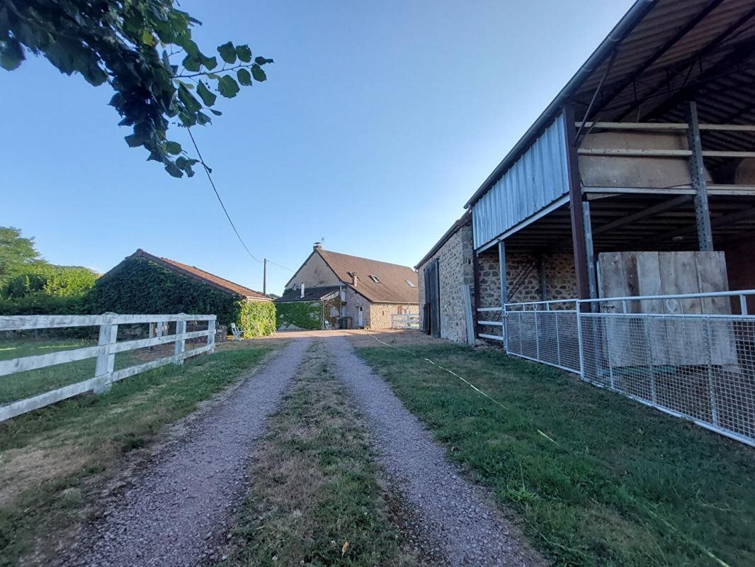 Maison à vendre, 260m², Charbonnat