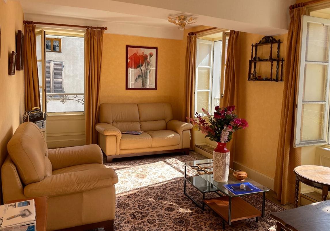Maison à vendre, 350m², Salornay-sur-Guye