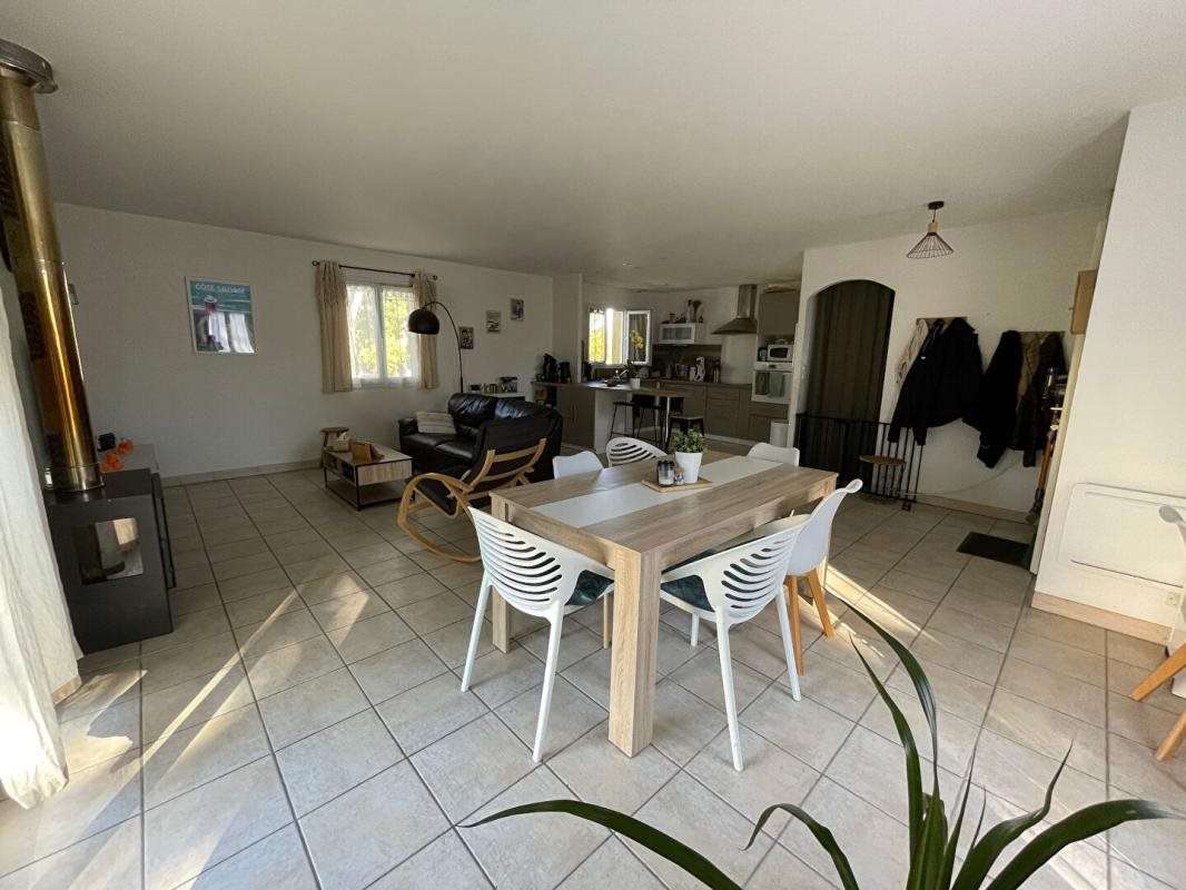 Maison à vendre, 98m², Semussac