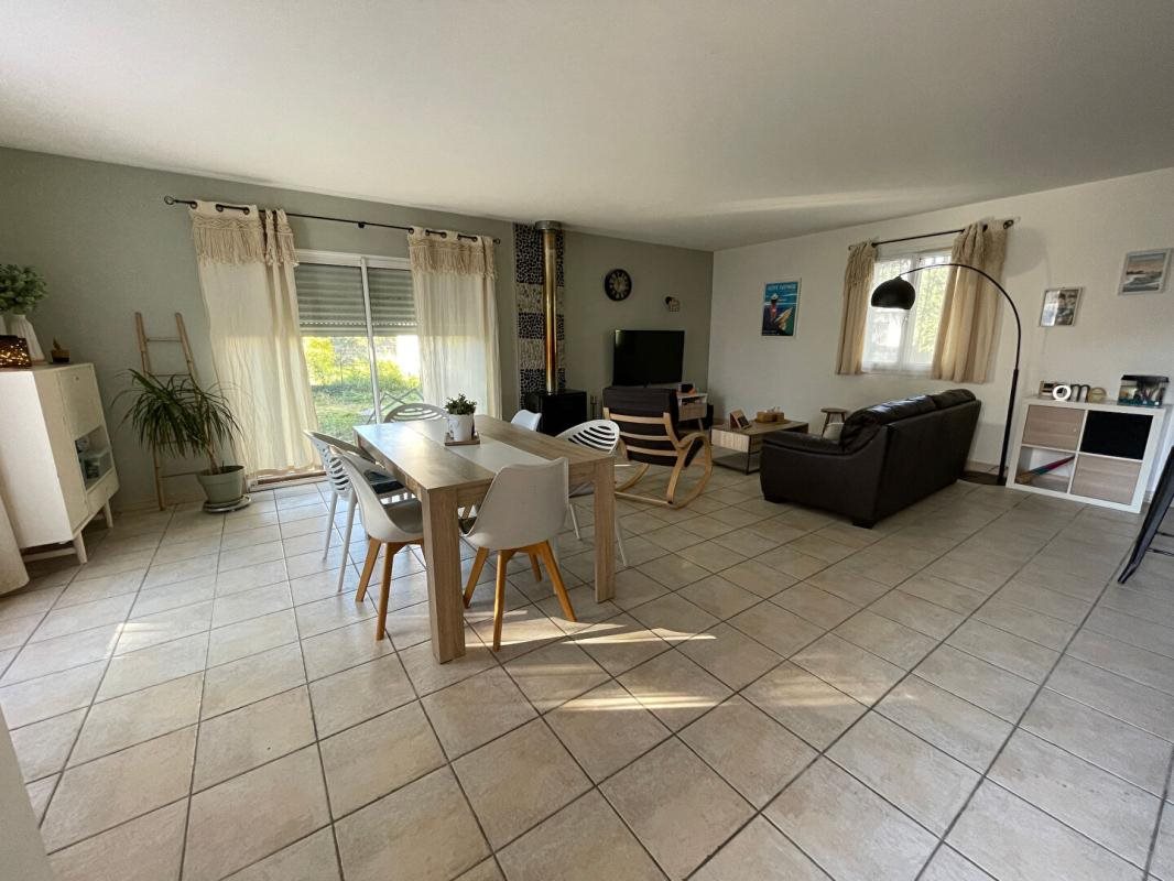 Maison à vendre, 98m², Semussac