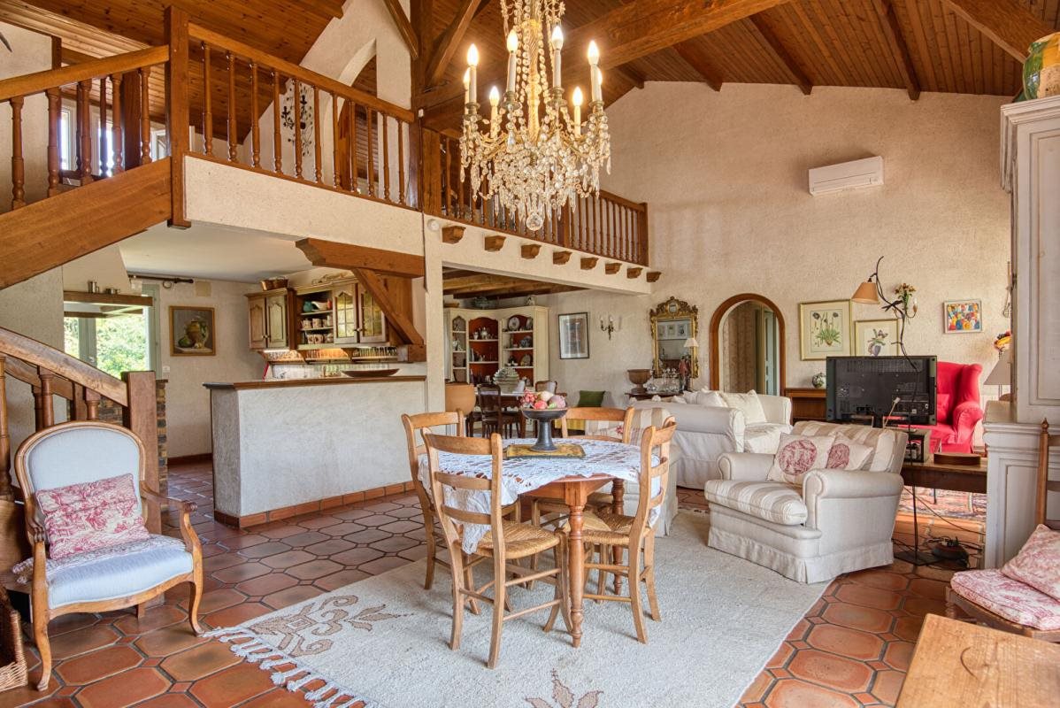 Maison à vendre, 157m², Saint-Fiacre-sur-Maine