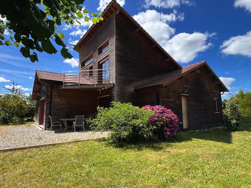 Maison à vendre, 155m², Saint-Yrieix-la-Perche