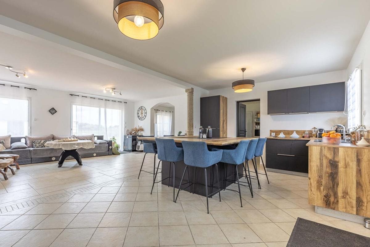 Maison à vendre, 174m², Cormeray