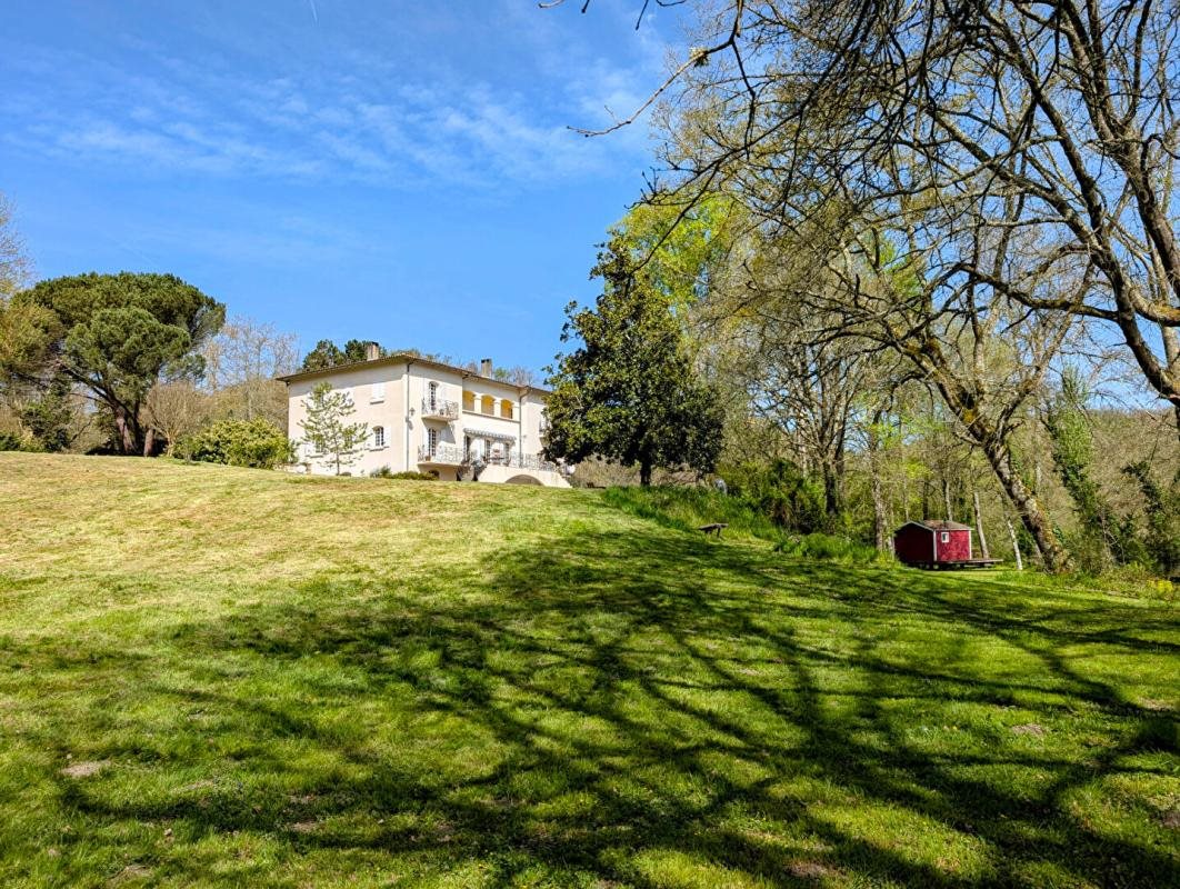 Maison à vendre, 371m², Arnaud-Guilhem