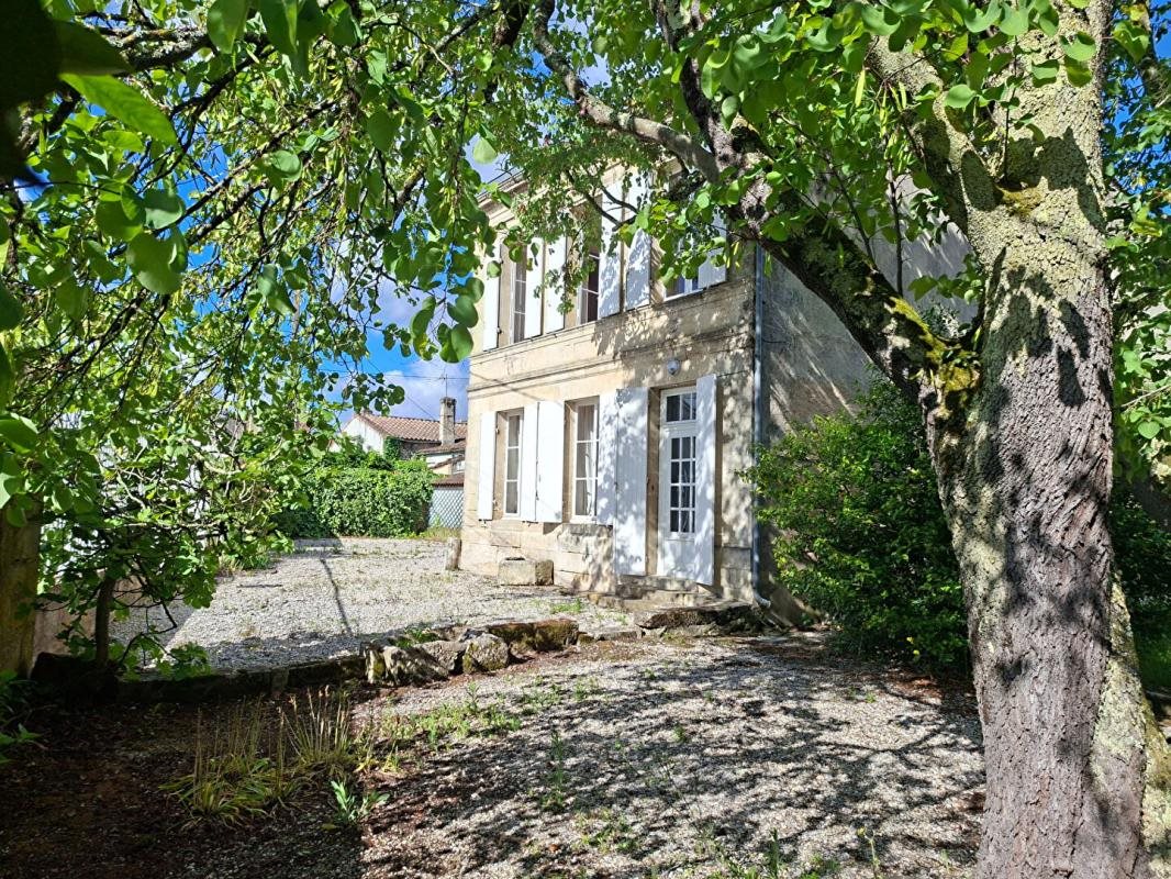 Maison à vendre, 270m², Saint-Estèphe