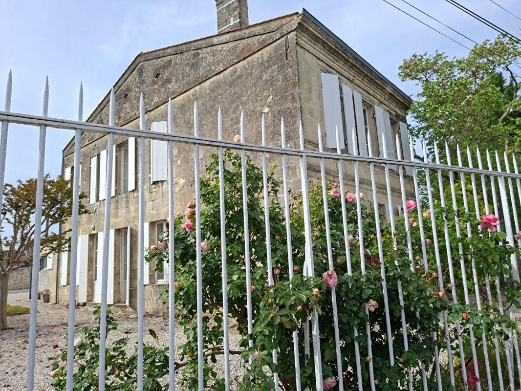 Maison à vendre, 270m², Saint-Estèphe