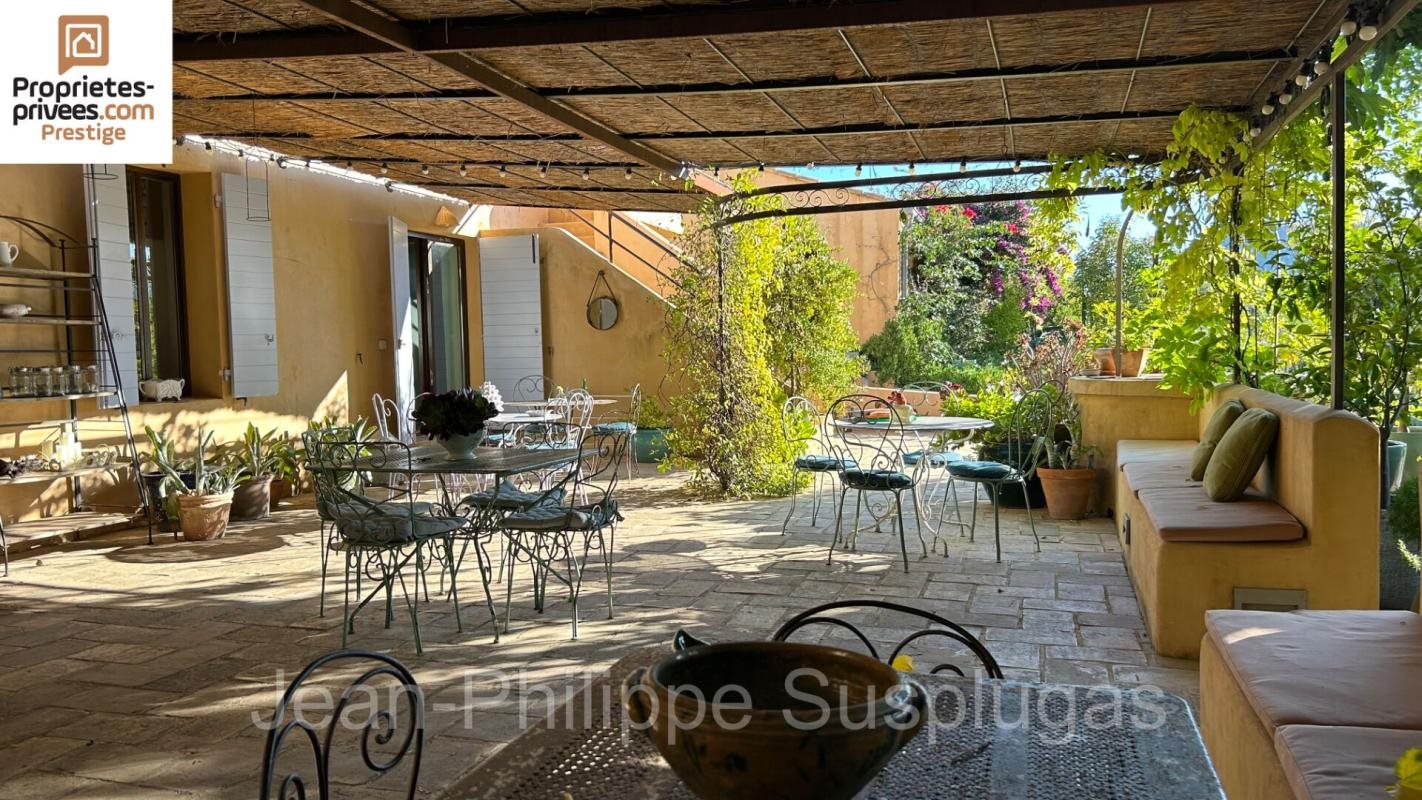 Maison à vendre, 380m², Saint-Cyr-sur-Mer