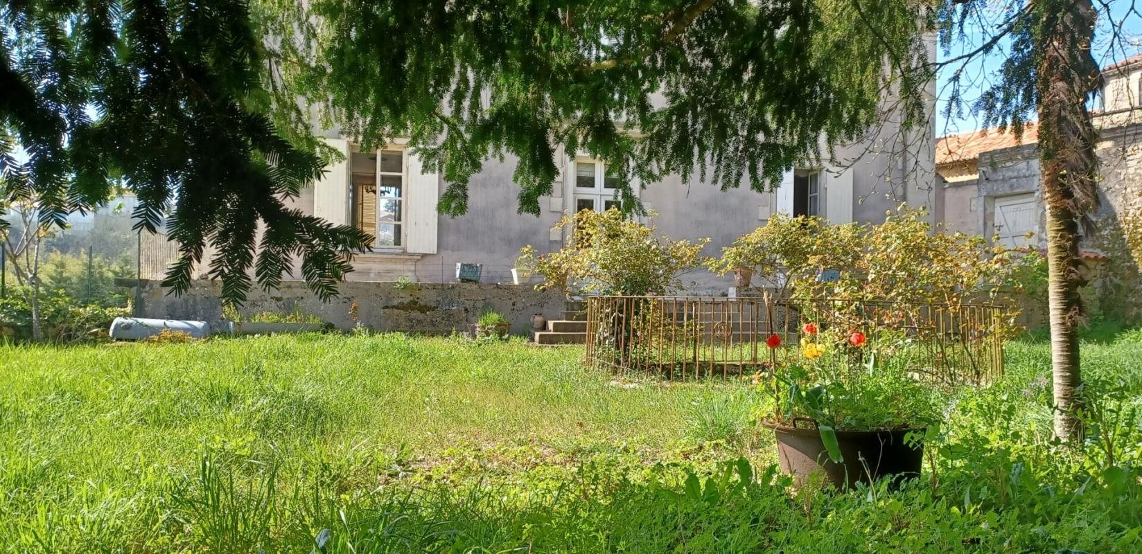 Maison à vendre, 355m², Fontenay-le-Comte