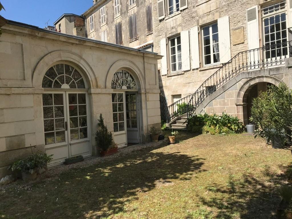Maison à vendre, 336m², Fontenay-le-Comte