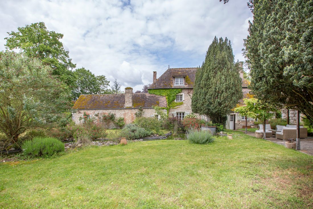 Maison à vendre, 392m², Pressagny-l'Orgueilleux