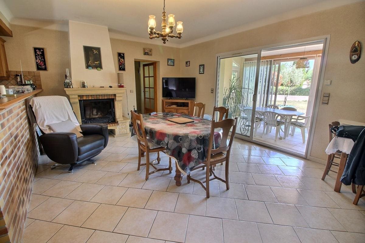 Maison à vendre, 123m², Ecurat