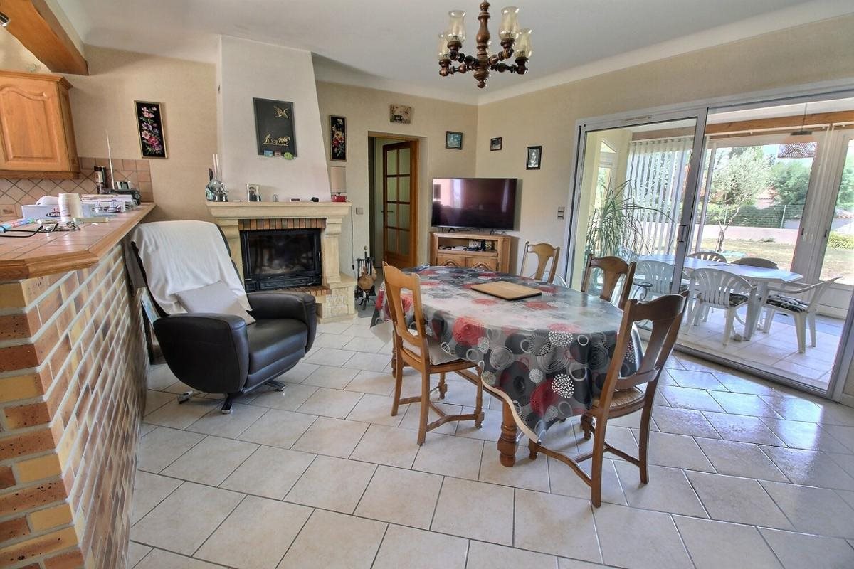 Maison à vendre, 123m², Ecurat
