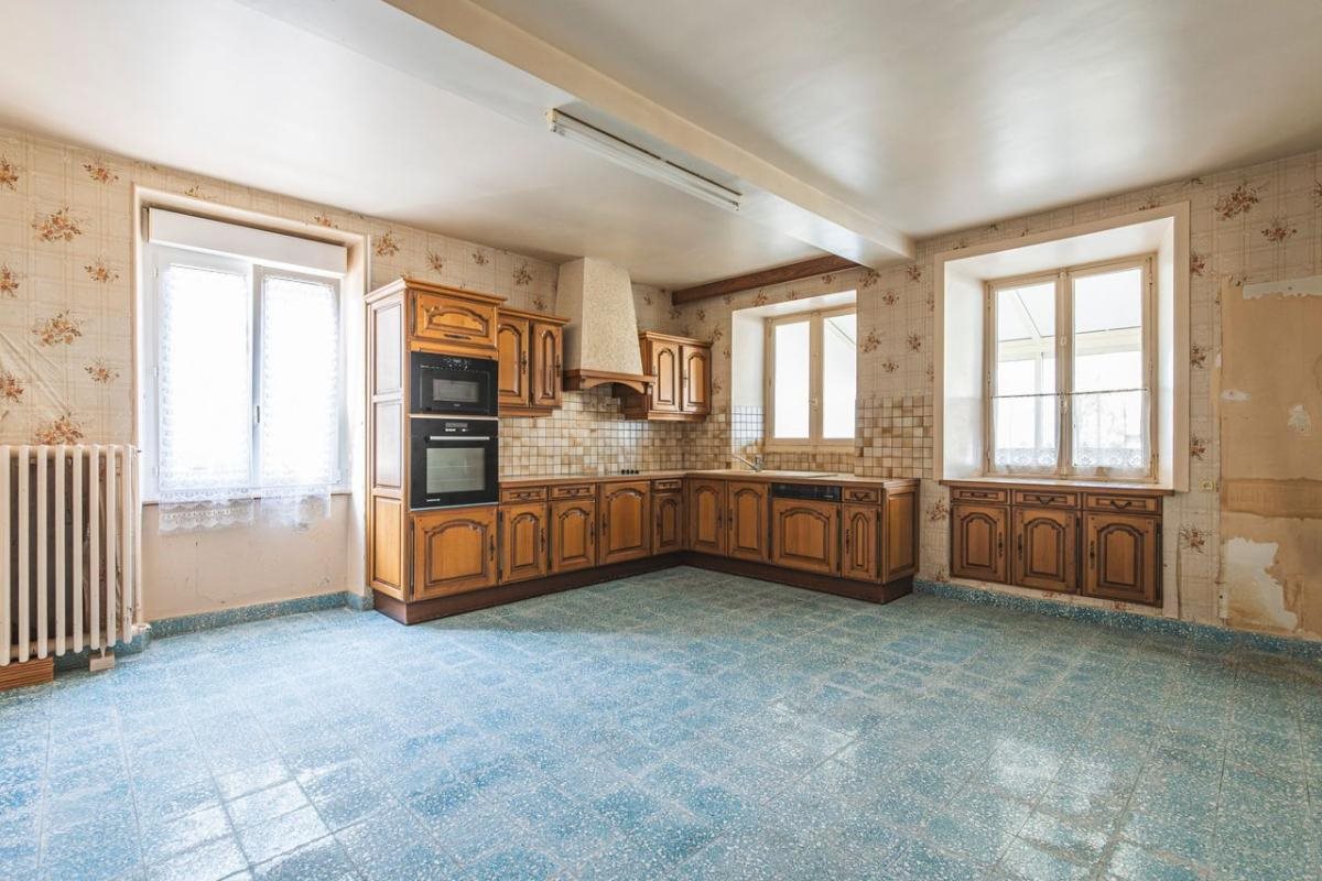 Maison à vendre, 138m², Le Châtelet-sur-Retourne