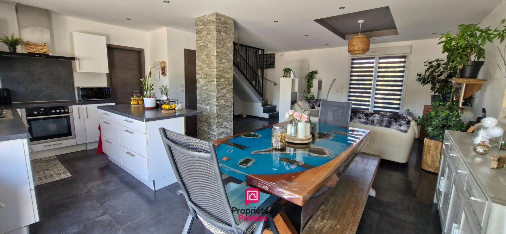 Maison à vendre, 102m², Pontoy