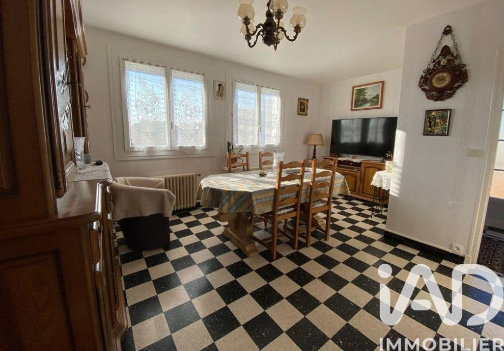 Maison à vendre, 93m², Salbris