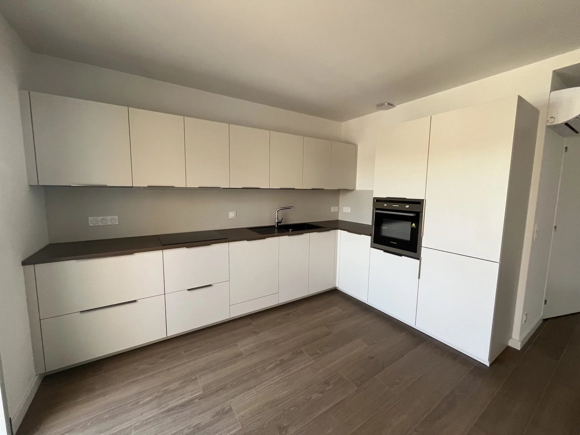 Appartement à louer, 70m², Saint-Florent