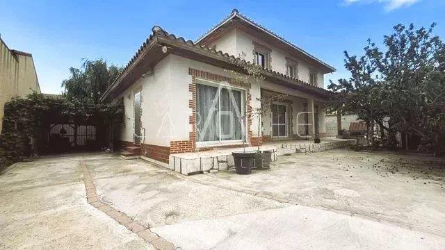 Maison à vendre, 150m², Elne