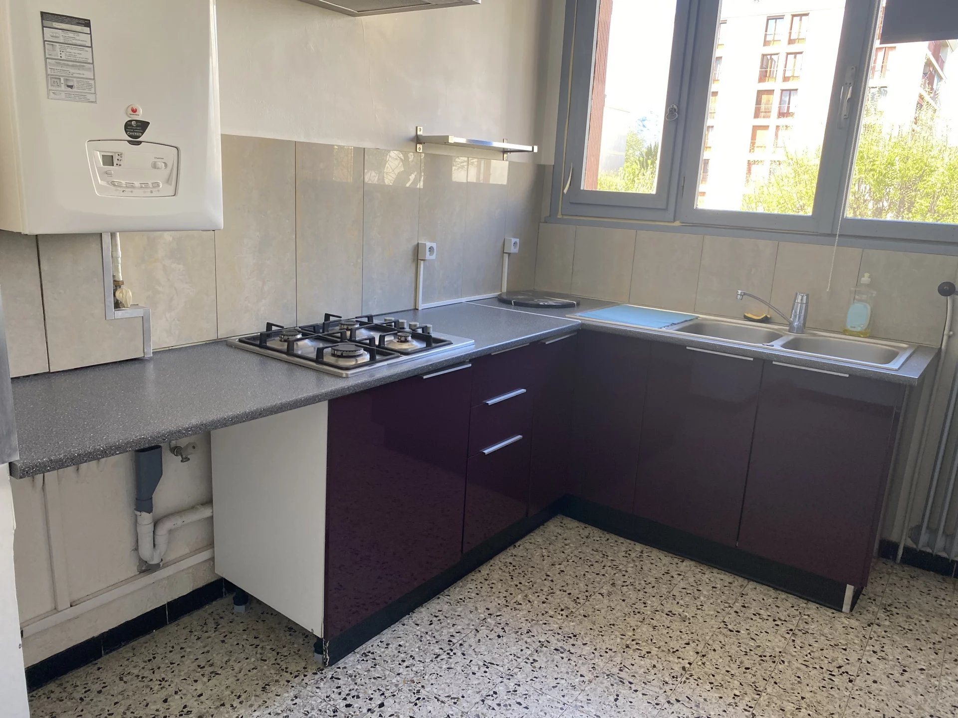 Appartement à vendre, 64m², Aubagne