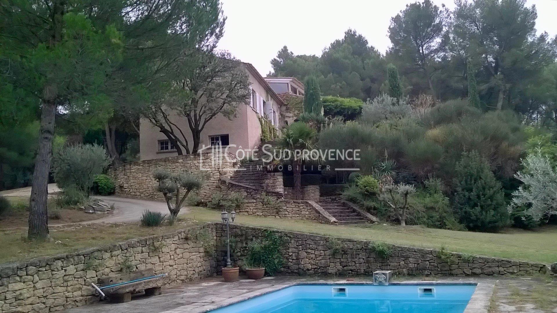 Maison à vendre, 180m², Carpentras