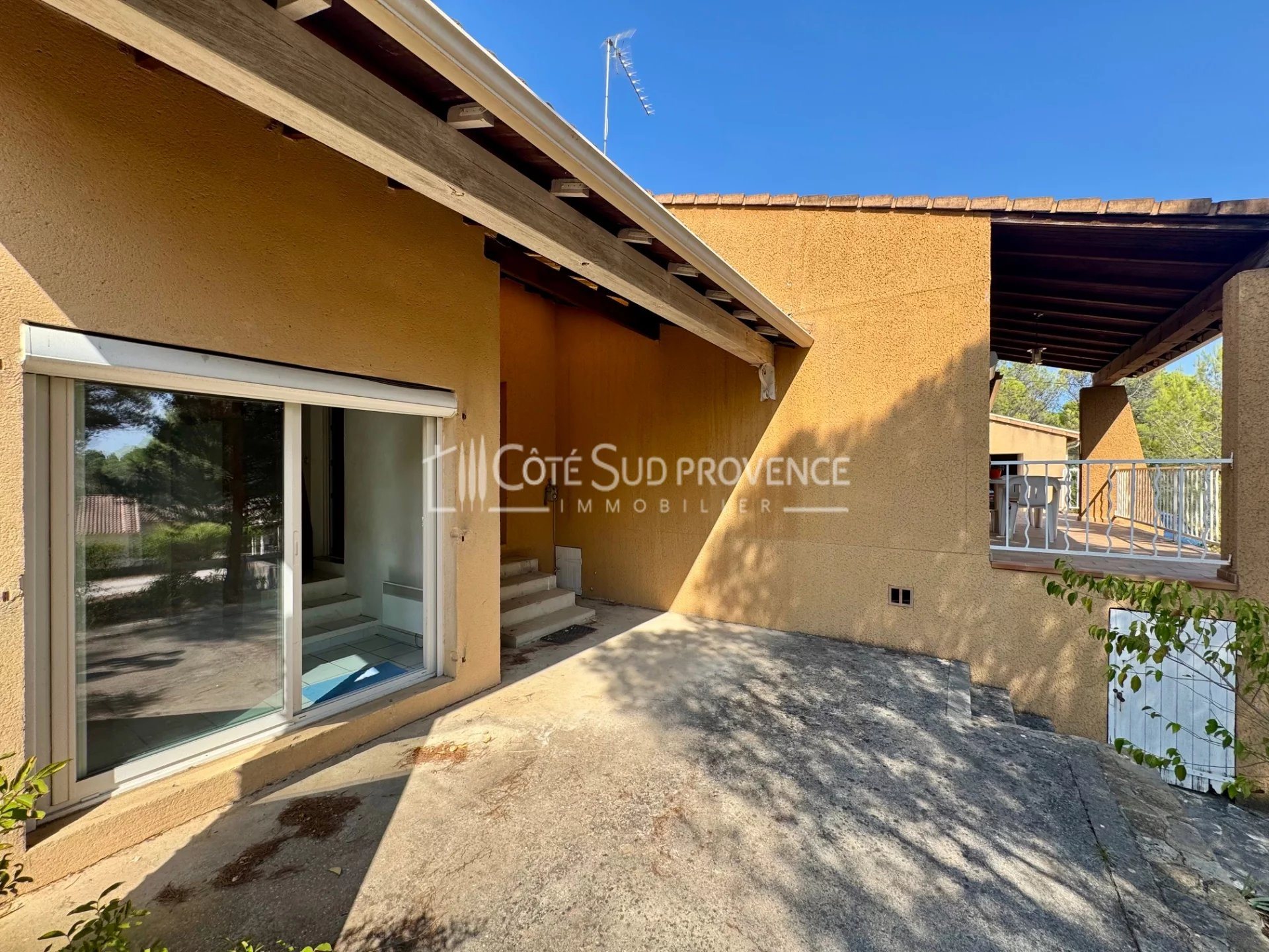 Maison à vendre, 141m², Mornas
