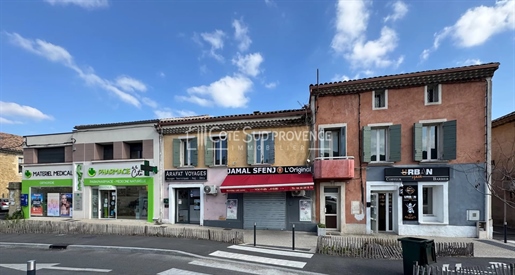 Immeuble 250 m² · à Le Pontet · 250 m² · 432 000 €