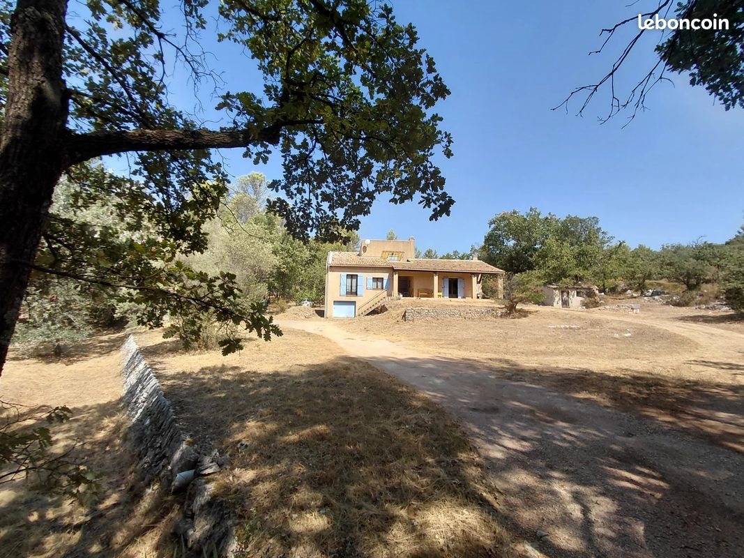 Maison à vendre, 147m², Pourrières