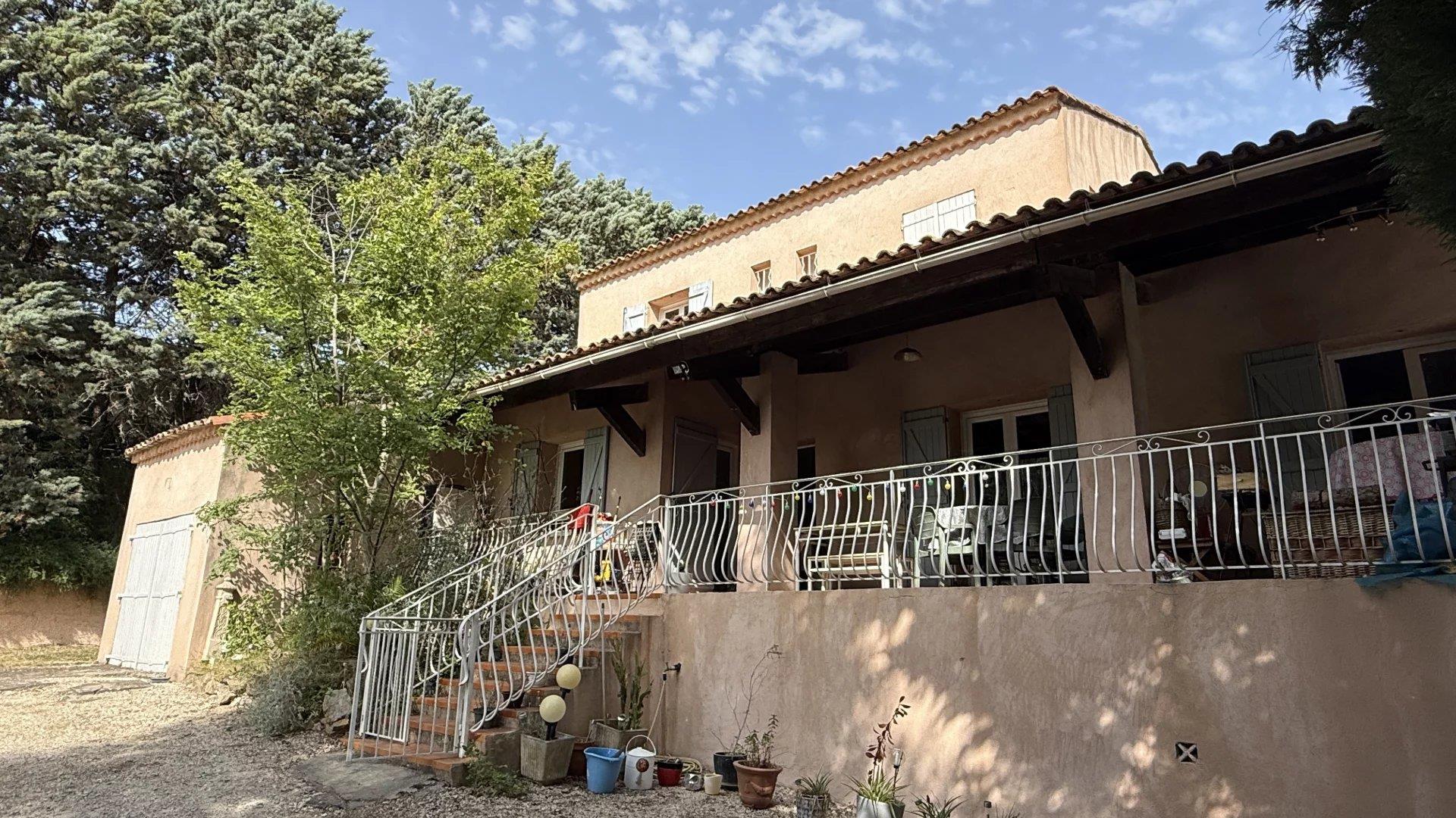 Maison à vendre, 120m², Pourrières