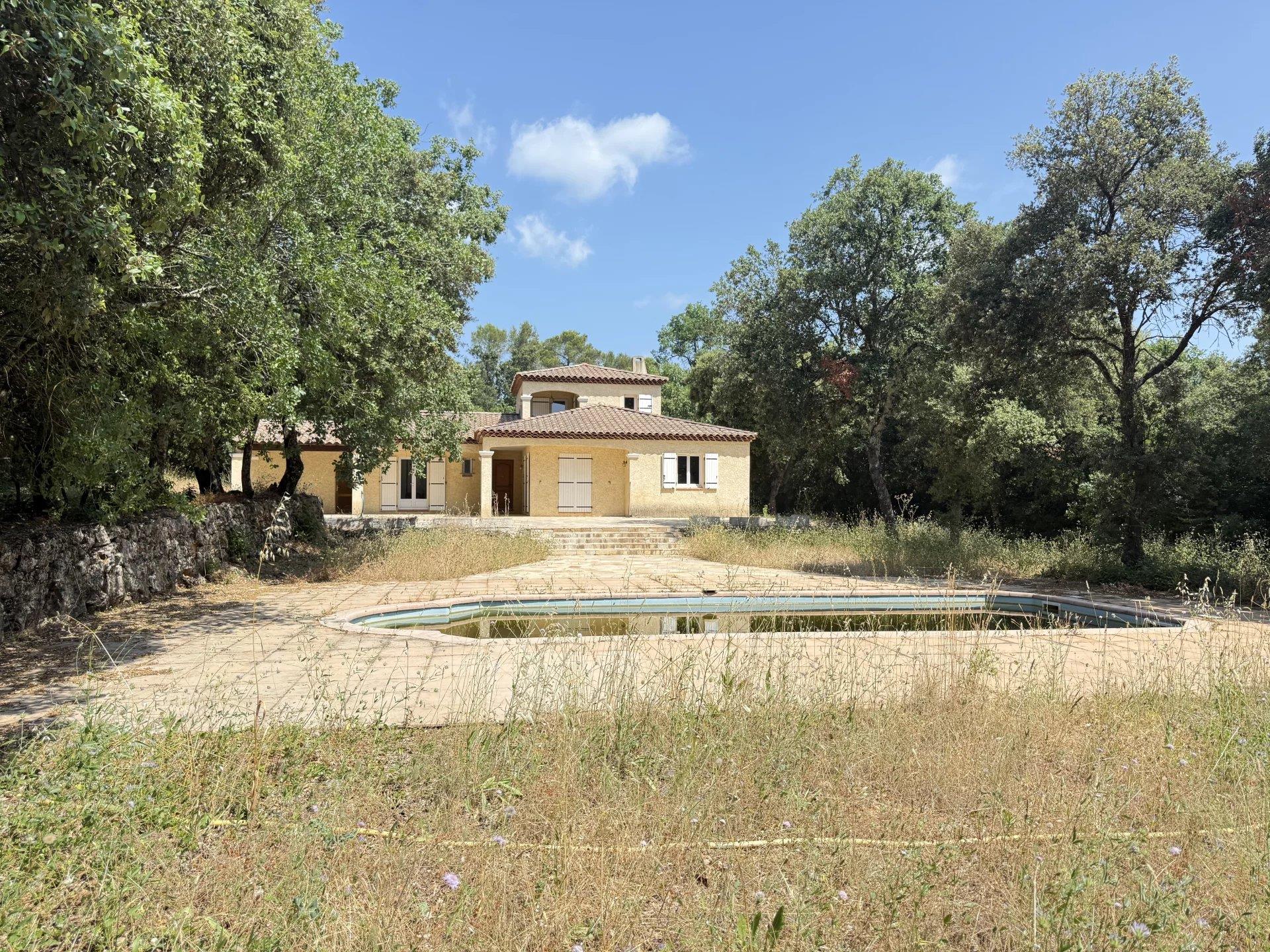 Maison à vendre, 118m², Besse-sur-Issole