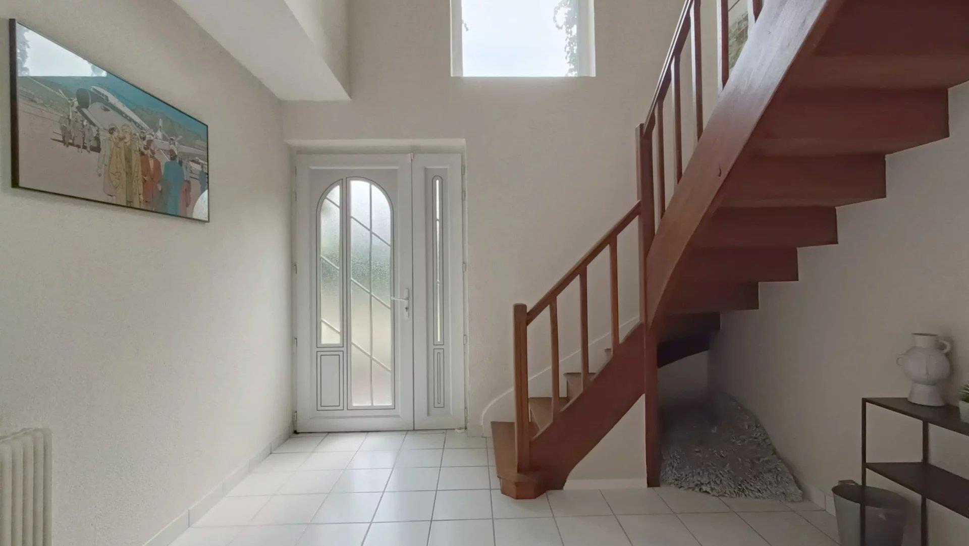 Maison à vendre, 286m², Avanton