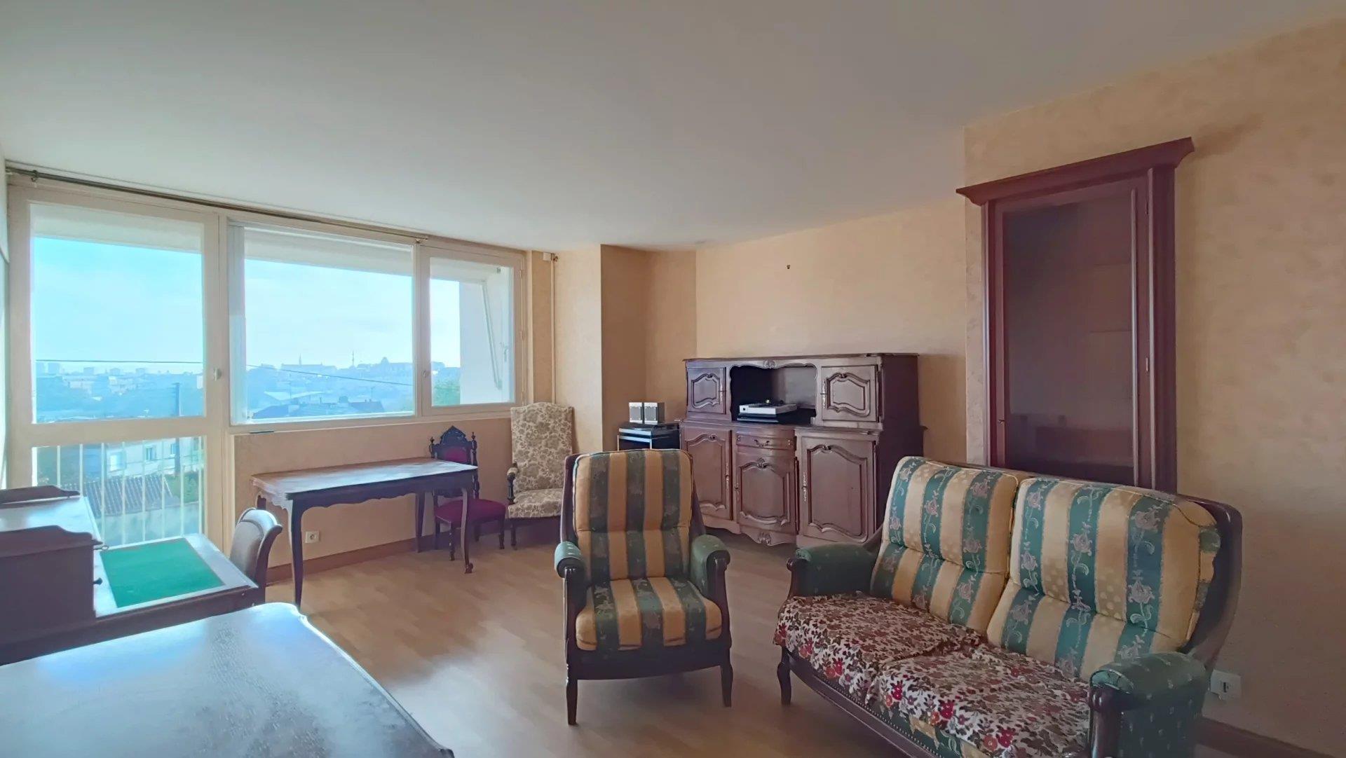 Appartement à vendre, 69m², Poitiers
