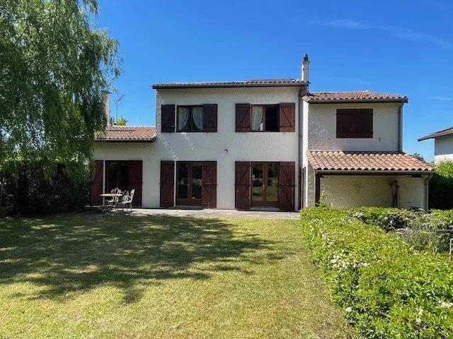 Maison à vendre, 131m², Le Haillan