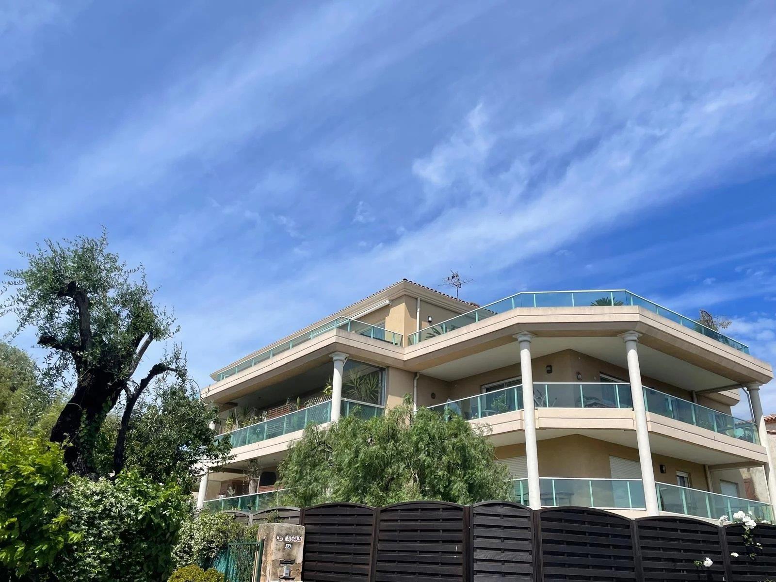 Appartement à vendre, 105m², Saint-Laurent-du-Var