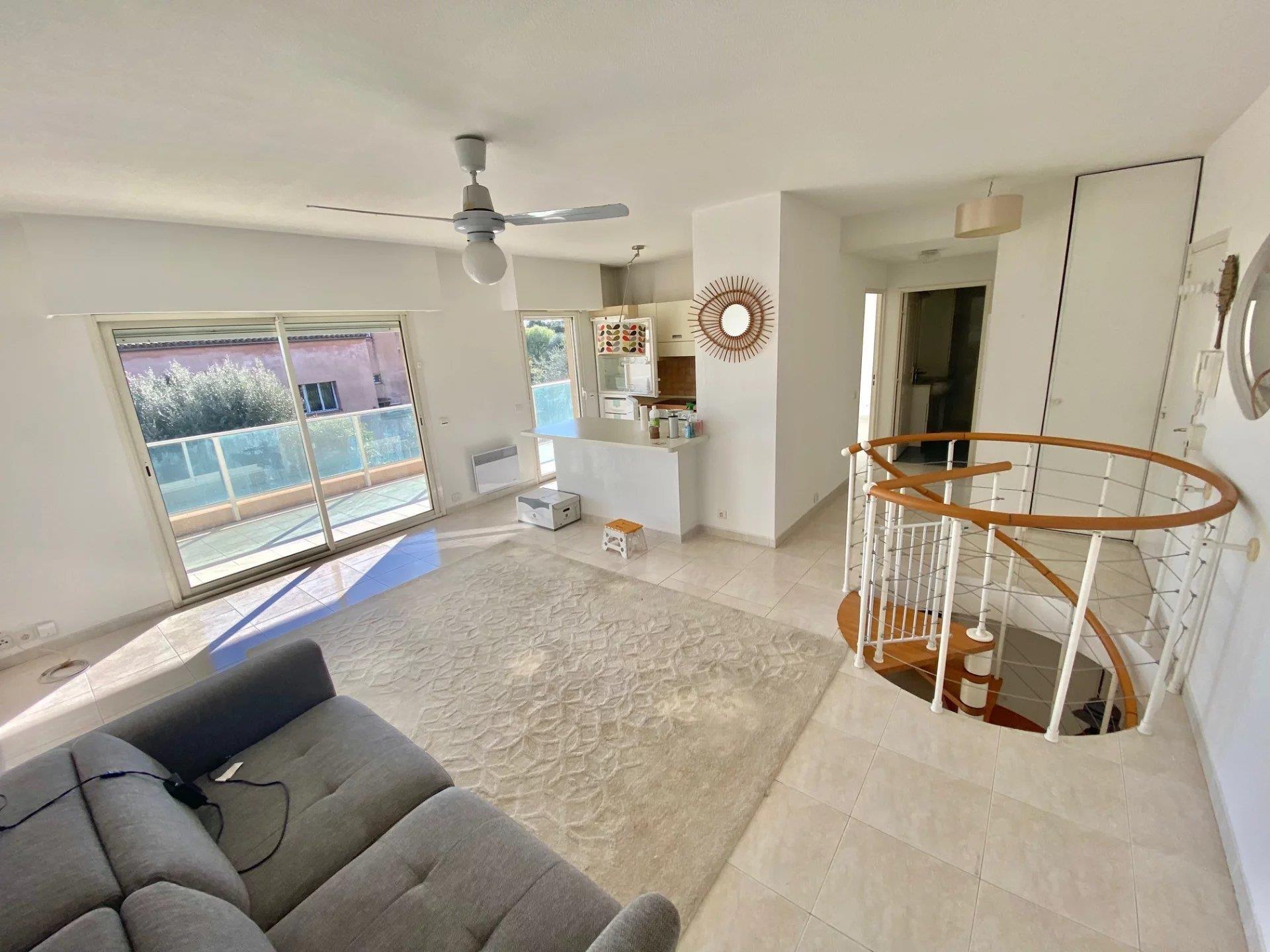Appartement à vendre, 105m², Saint-Laurent-du-Var