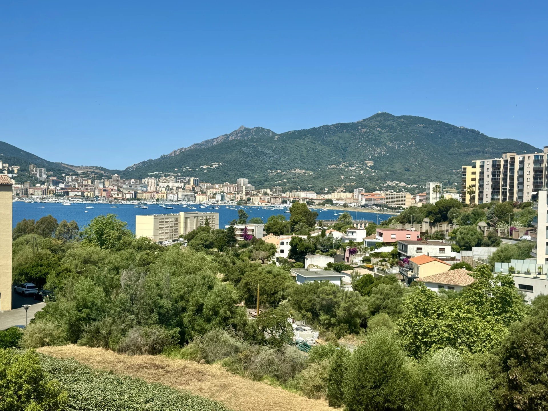 Appartement à vendre, 72m², Ajaccio