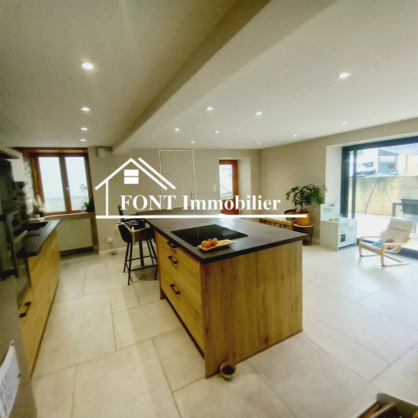 Maison à vendre, 117m², Cellieu
