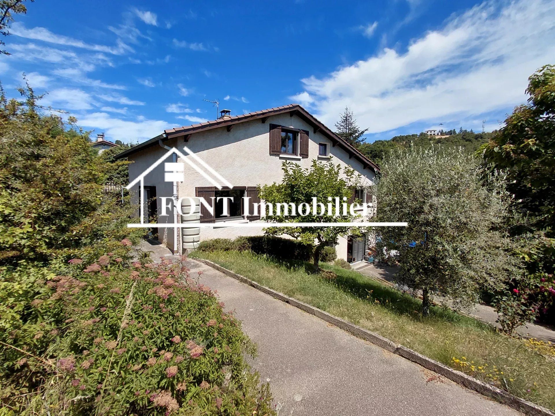 Maison à vendre, 131m², Cellieu
