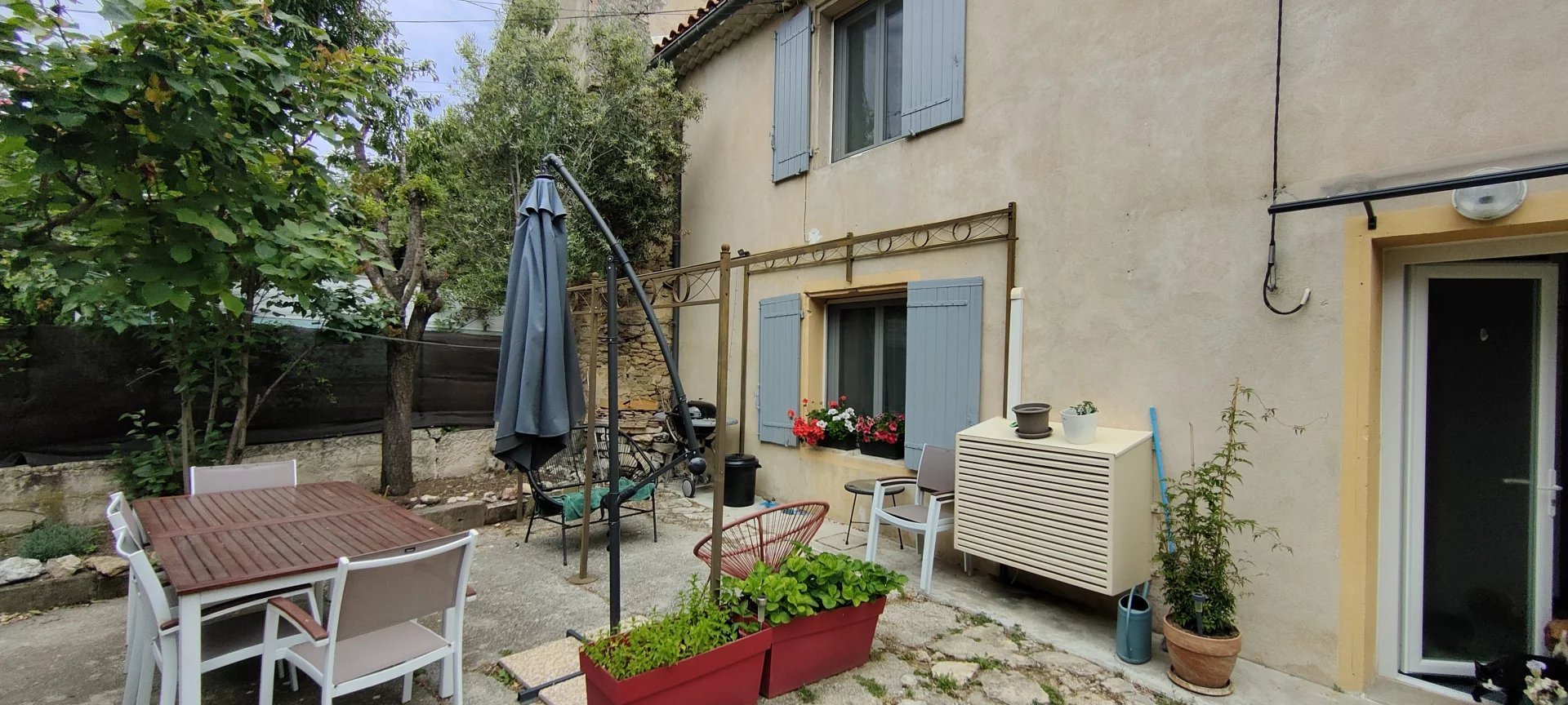Maison à louer, 77m², Oppède