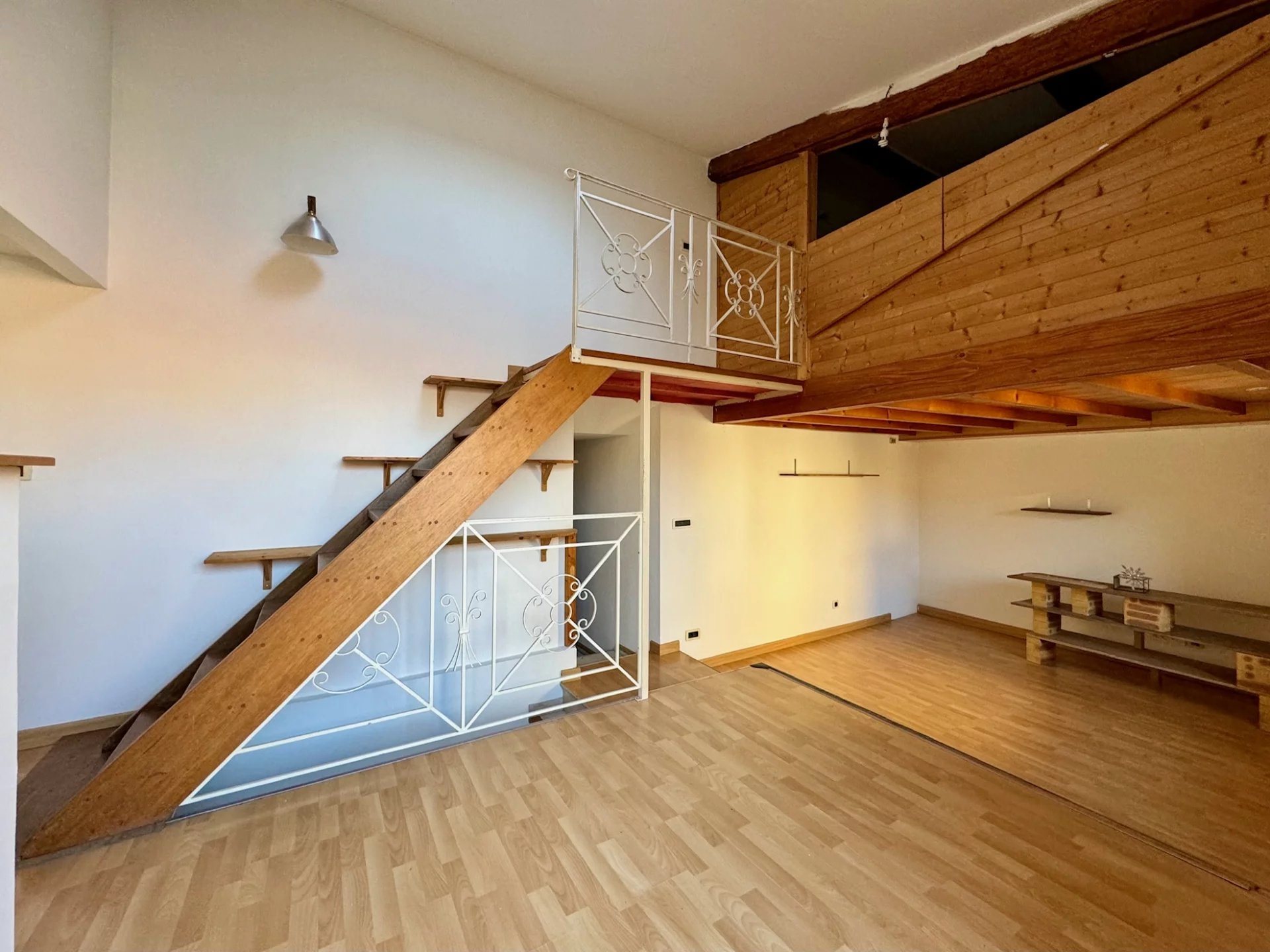 Maison à louer, 70m², Châteauneuf-de-Gadagne